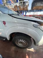 Mitsubishi l200 euro6 2015-2020 model sağ ön çamurluk orijinal çıkma 