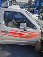 Nissan pick up 98 model sağ ön kapı 