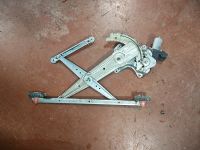 Toyota hilux çıkma orjinal 2023 sol ön cam krikosu