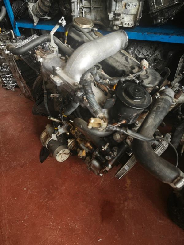 Nissan pick up 1998 td 27 komple motor