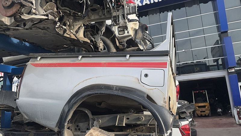 Nissan 1998 2003 Pickup Çıkma Orjinal Komple Arka Kasa