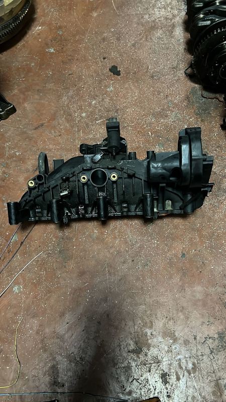 Nissan Navara 2016-2023 Model YS23 Dizel  Motor Emme Manifoltu