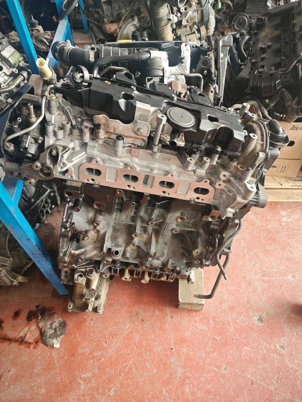 Nissan Navara YS23 Çıkma Orjinal 2016-2023 Model Komple Motor