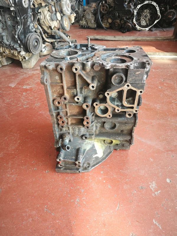 Nissan Navara 2005-2010 Model Çıkma Orjinal EB3 YD25 Motor Bloku