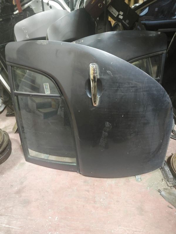 Mitsubishi L200 Çıkma Orjinal 2007-2015 Model Sol Arka Kapı