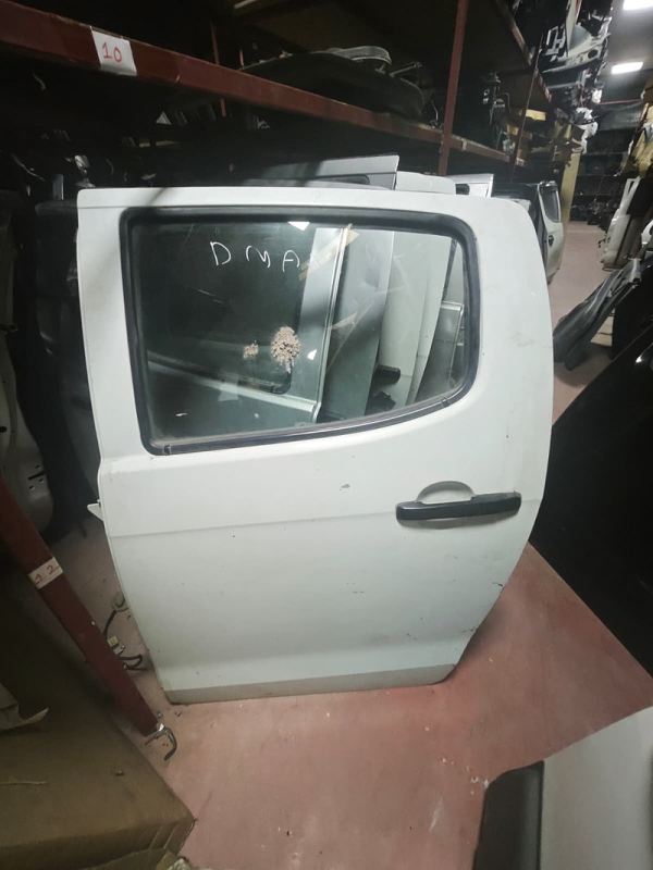 Isuzu Dmax Çıkma Orjinal 2012-2019 Euro 5 Sol Arka Kapı